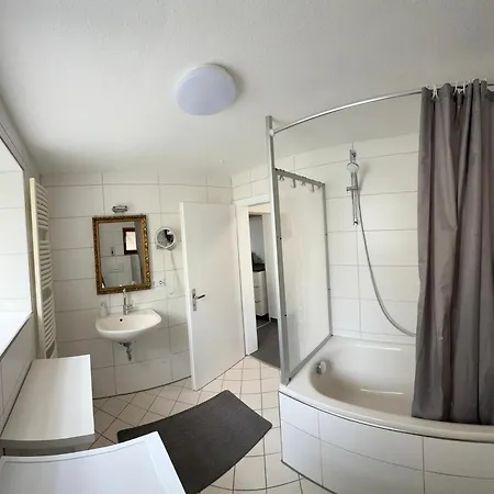 Arcos - Geräumige 3-zimmer-wohnung Mit 8 Einzelbetten - Perfekt Für Familien, Gruppen Oder Monteure Сasa de vacaciones *