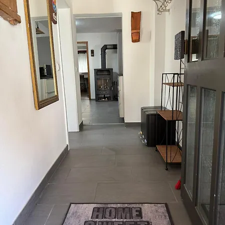 ARCOS Apartment - Geräumige 3-Zimmer-Wohnung mit 8 Einzelbetten - Perfekt für Familien, Gruppen oder Monteure Сasa de vacaciones *
