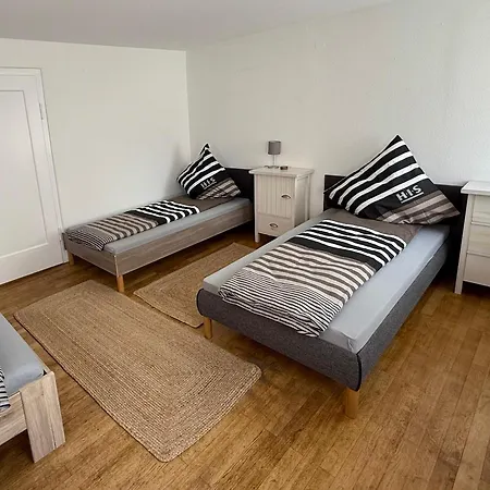 Arcos - Geraeumige 3-zimmer-wohnung Mit 8 Einzelbetten - Perfekt Fuer Familien, Gruppen Oder Monteure 別荘